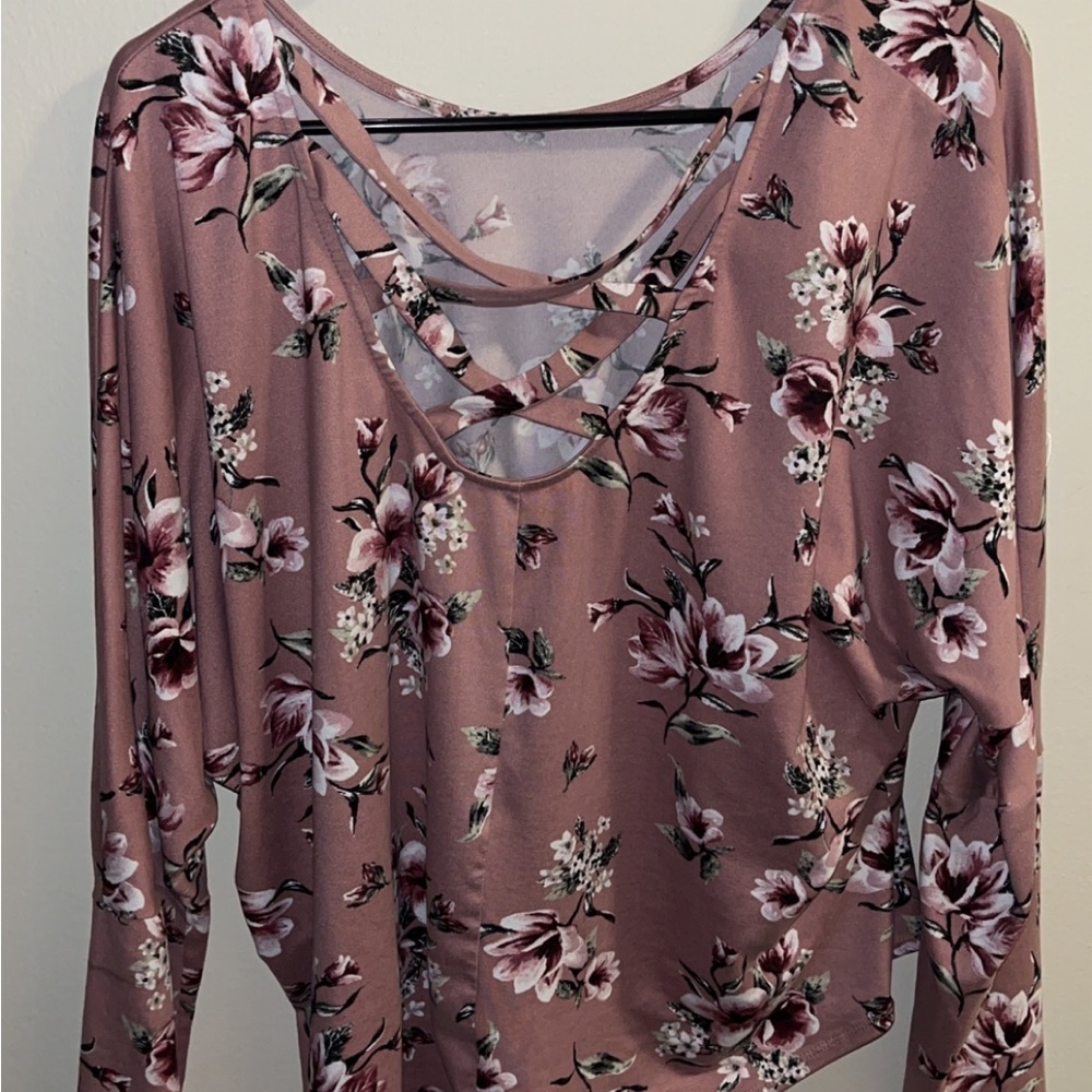 Floral dressy top